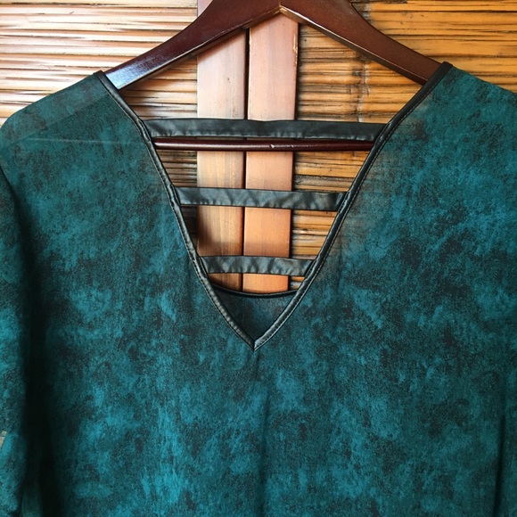 Tess Holiday MBLM Tunic Blouse Size 2 - Picture 3 of 5